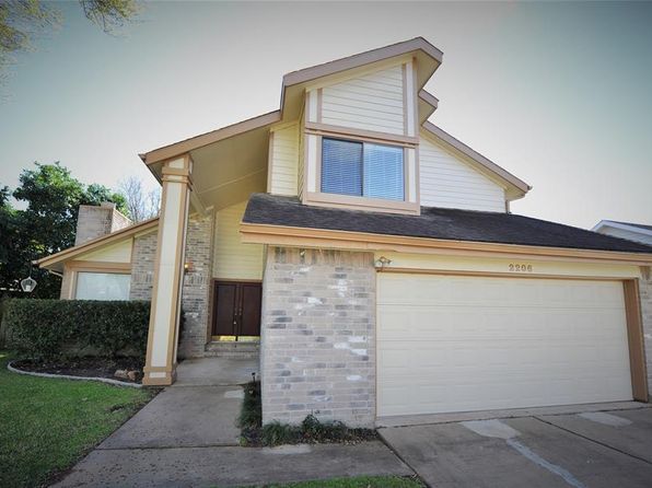 2206 Greencove Ln