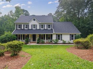 4362 Karls Gate Dr, Marietta, GA 30068