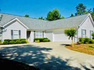 7009 Davis Rd, Waxhaw, NC 28173