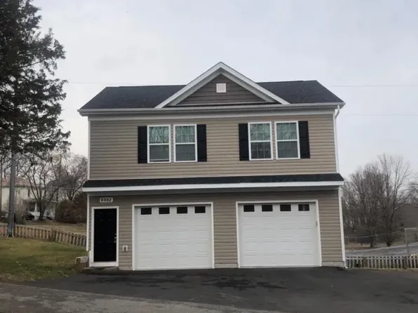 6982 Winchester Ave, Inwood, WV 25428