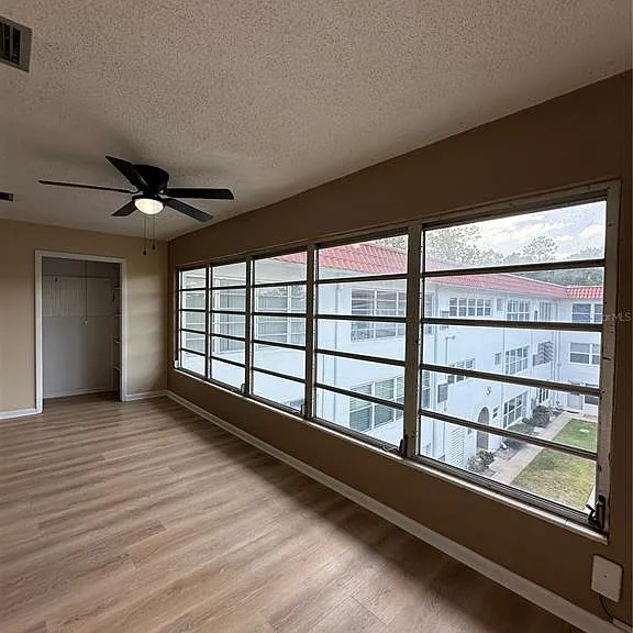 100 El Camino Dr #309 — Photo 7