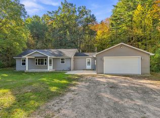 6859 W Emery Rd, Houghton Lake, MI 48629