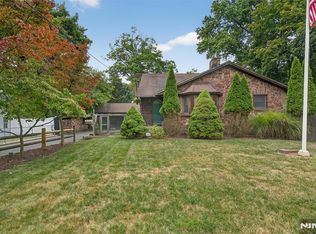 229 Rockland Ave, River Vale, NJ 07675