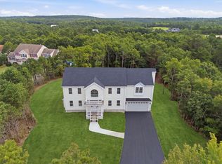 10 Citation Dr, Plymouth, MA 02360