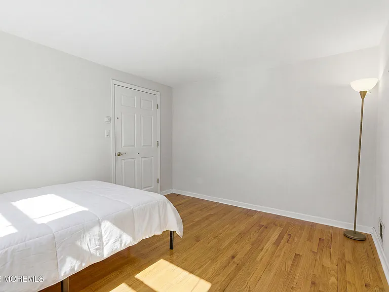 506 Woodland Rd — Photo 27