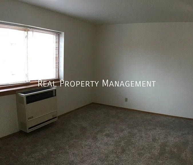 N88W16771 Main St #5 — Photo 3