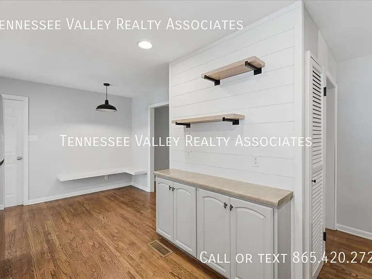 729 Waco Rd — Photo 9
