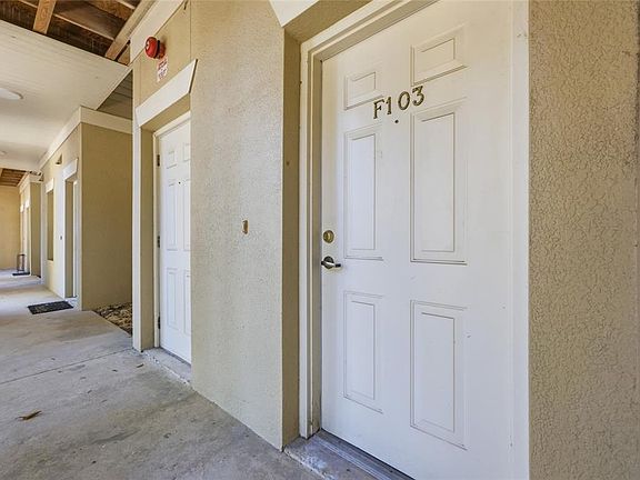 4th image of 9172 SW 52nd Rd APT 103