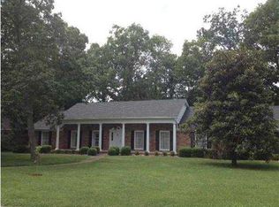 175 Woodcliff Cir, Signal Mountain, TN 37377