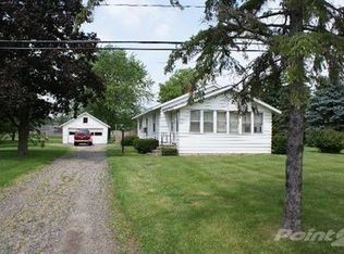 14392 N Holly Rd, Holly, MI 48442