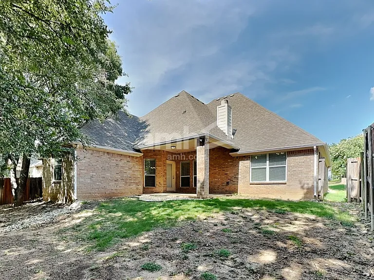 3720 Drexel Dr — Photo 22