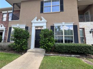 215 Forest Dr, College Station, TX 77840