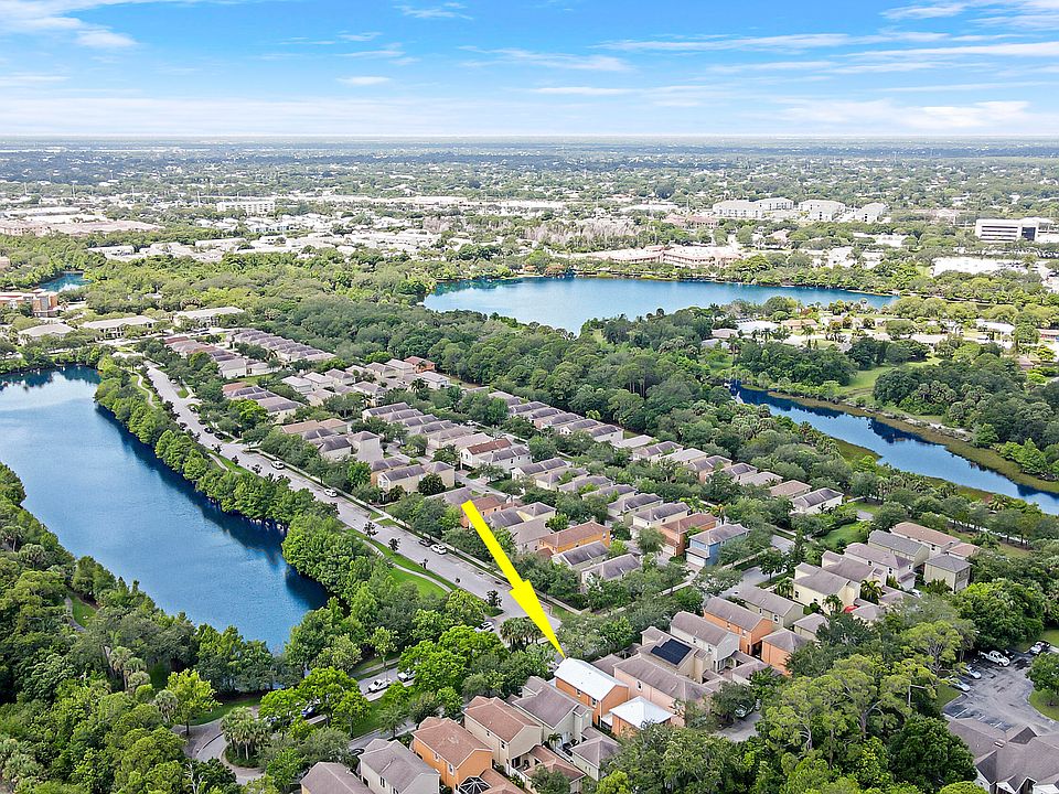1st image of 1991 SE Oldsmar Road