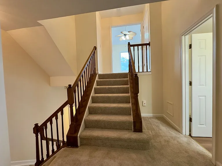 53 Cedarwood Cir — Photo 29
