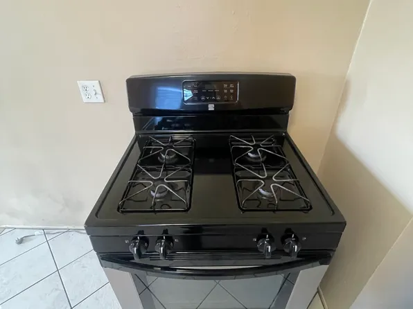 8824 Cedar St #8824, Bellflower, CA 90706