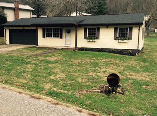 132 Winners Cir, Hurricane, WV 25526