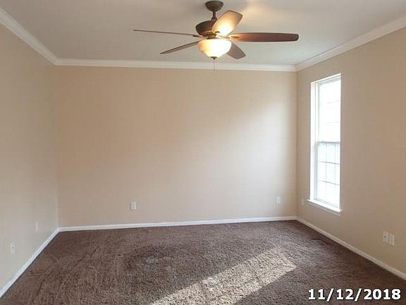 3rd image of 5431 Lucknow Dr