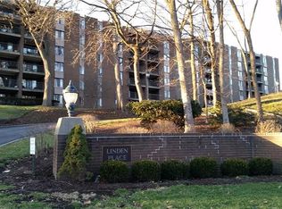 201 Grant St PH 3, Sewickley, PA