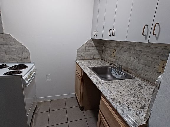 5th image of 250 NW South River Dr APT 202