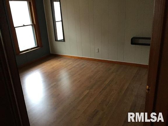 5th image of 304 E Forrest Hill Ave