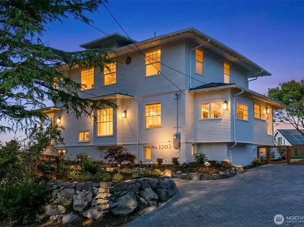 1303 E Lynn Street, Seattle, WA 98102
