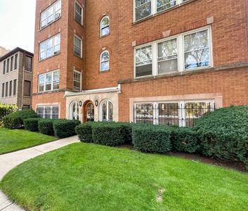 7448 N Claremont Ave #1, Chicago, IL, 60645