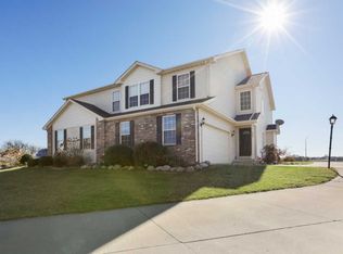 603 Fox Sedge Ct, Champaign, IL