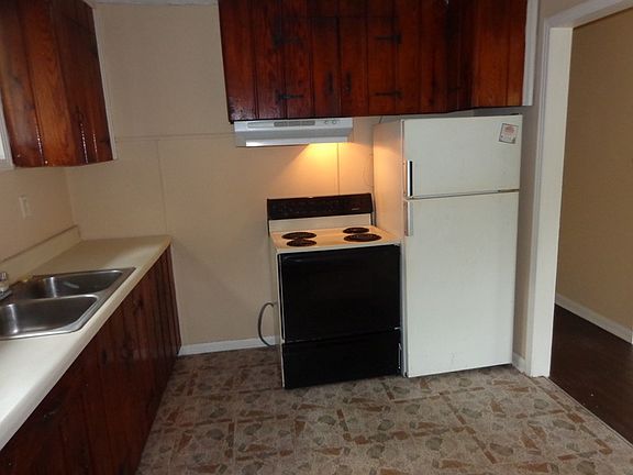5th image of 912 Austin Dr