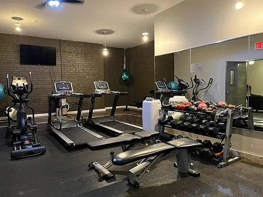 Rented by City Vista Inc | media 66