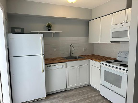2nd image of 840 NE 17th Ave #1A