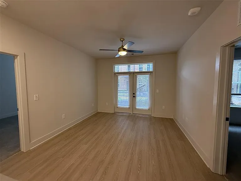 District on the Etowah Apartments — Photo 1332