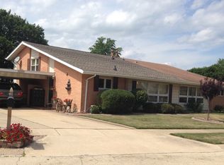 1619 Golfview Cir, Rantoul, IL 61866