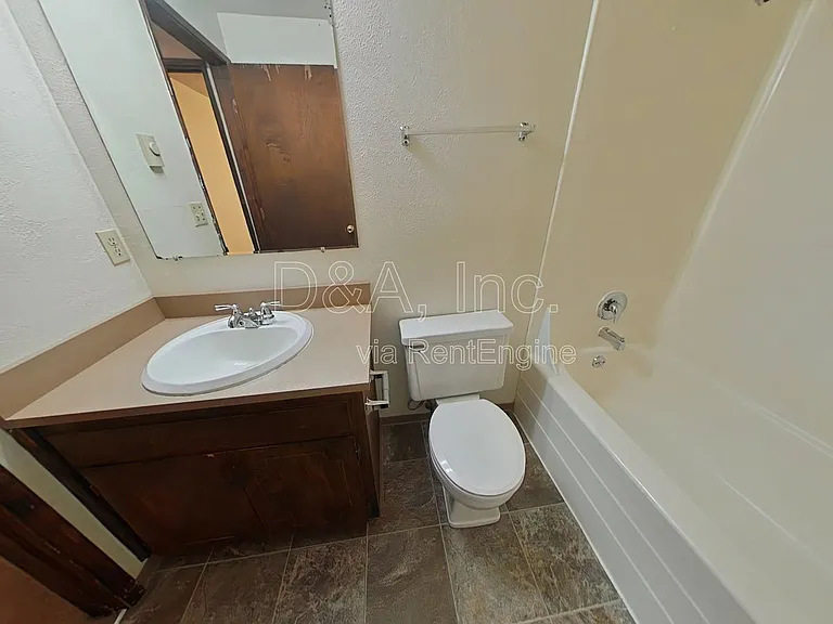 694 NW Walnut Blvd — Photo 13