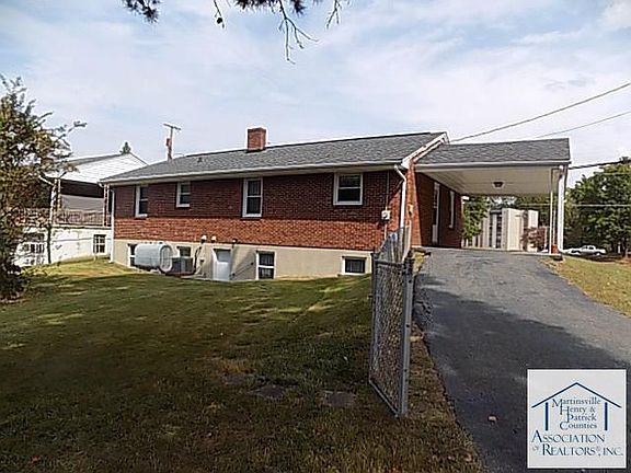 2nd image of 1212 Spruce St