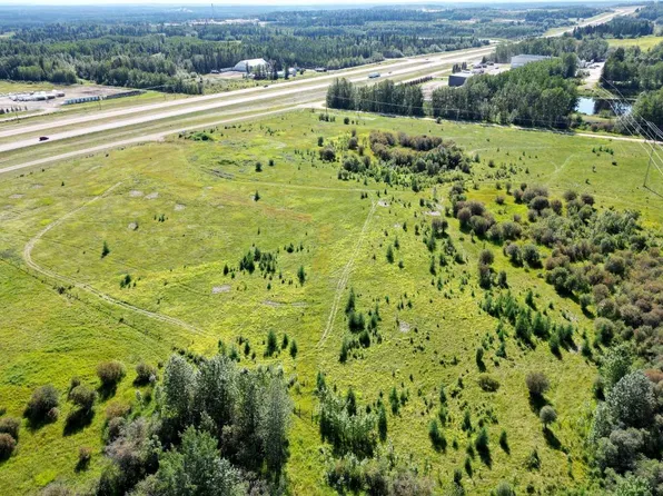 18032 Township Road 532a, Yellowhead County, AB T7E 3T9