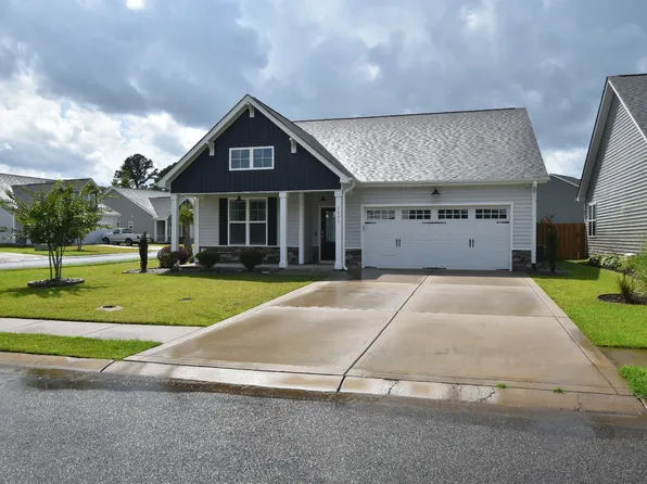 3005 Primrose Ln, Castle Hayne, NC 28429