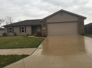 209 Glory Ave, Kendallville, IN 46755