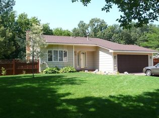 12336 Gladiola St NW, Coon Rapids, MN 55433