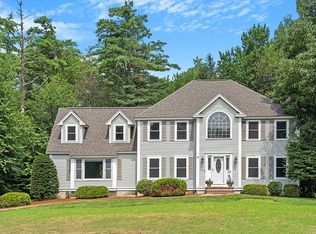 10 Rosewood Cir, East Hampstead, NH 03826
