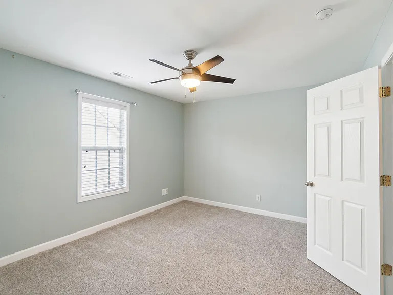 4218 Amherst Villa Ct — Photo 12