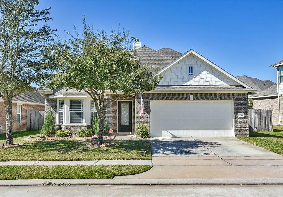 1st image of 15311 Hazen Point Dr