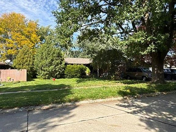 3rd image of 4304 Bristol Dr
