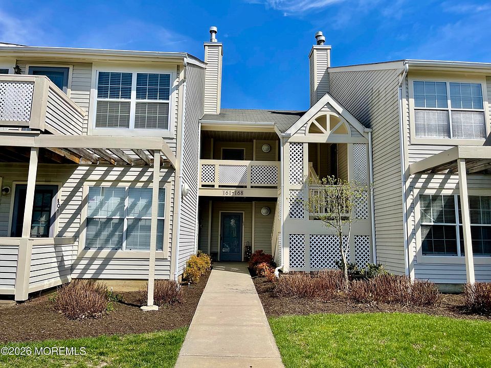 1st image of 162 Pinetree Court
