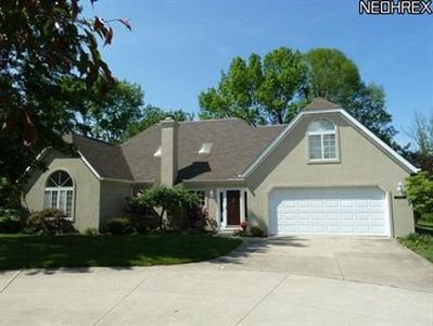 10407 N Pond Ln, Twinsburg, OH, 44087