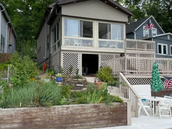 824 Lakeside Cir, Rome City, IN 46784