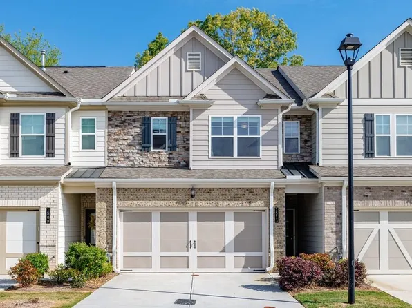 1513 Summer Song Dr, Marietta, GA 30067