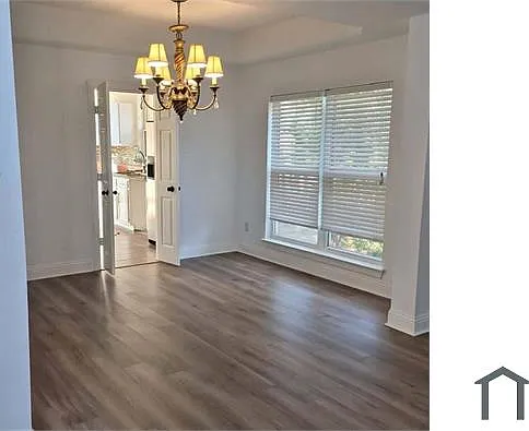 4555 Queenswood Dr — Photo 13