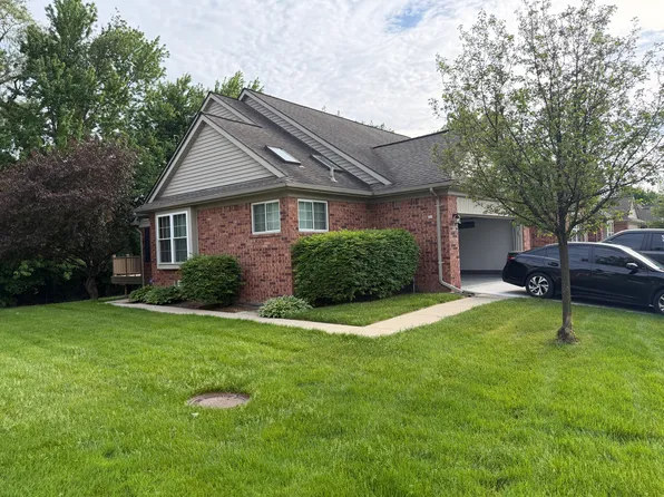 5626 Victory Cir, Sterling Heights, MI 48310