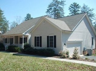25 Fox Hunt Trl, Palmyra, VA 22963