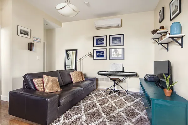 Rented by Stribling | media 19